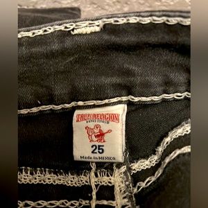 Stage Reflection Jjeans